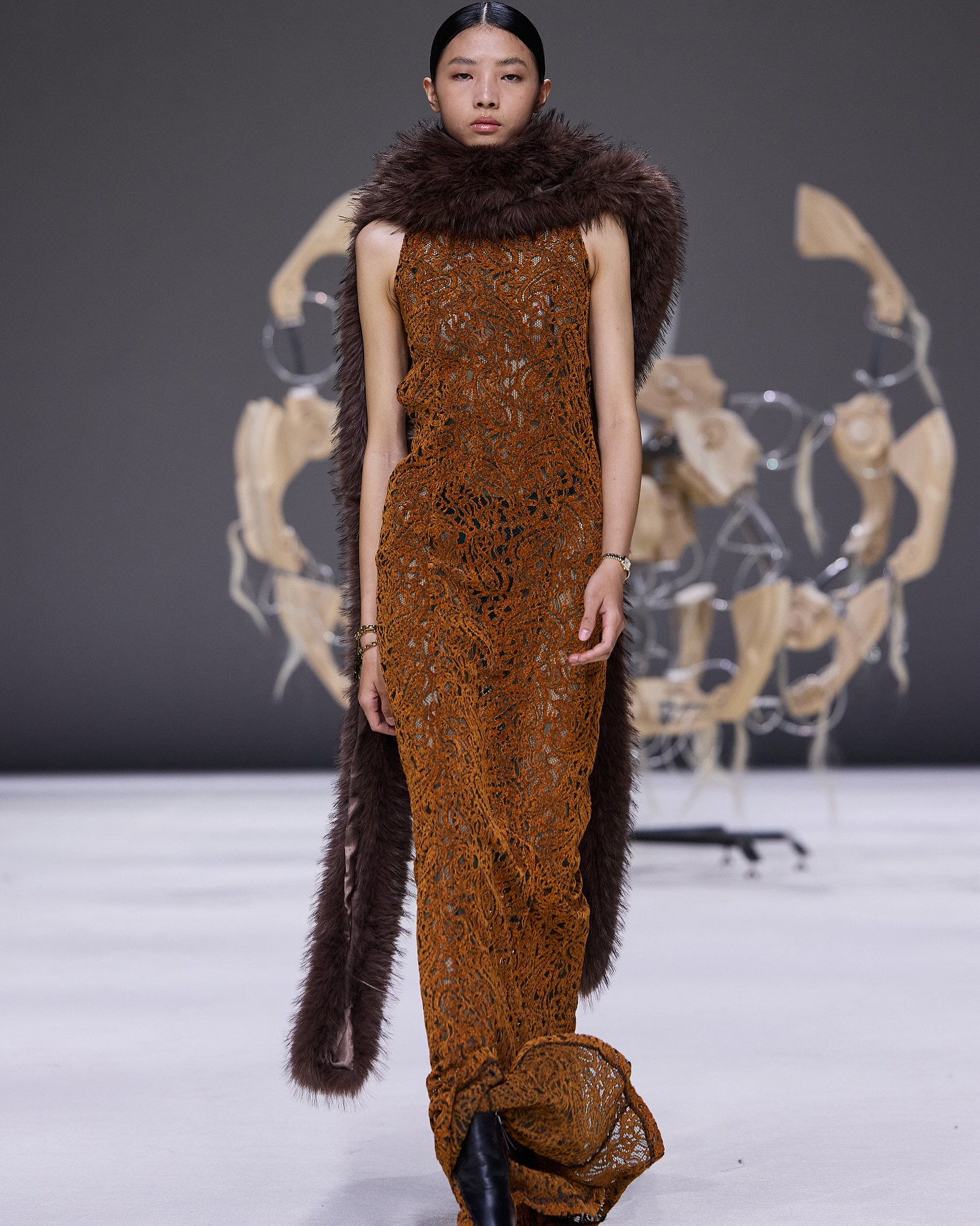 FIYTA réinvente l’éclat du passé à la Shanghai Fashion Week 2025 1 486546421 18490369744020375 513966486922871664 n